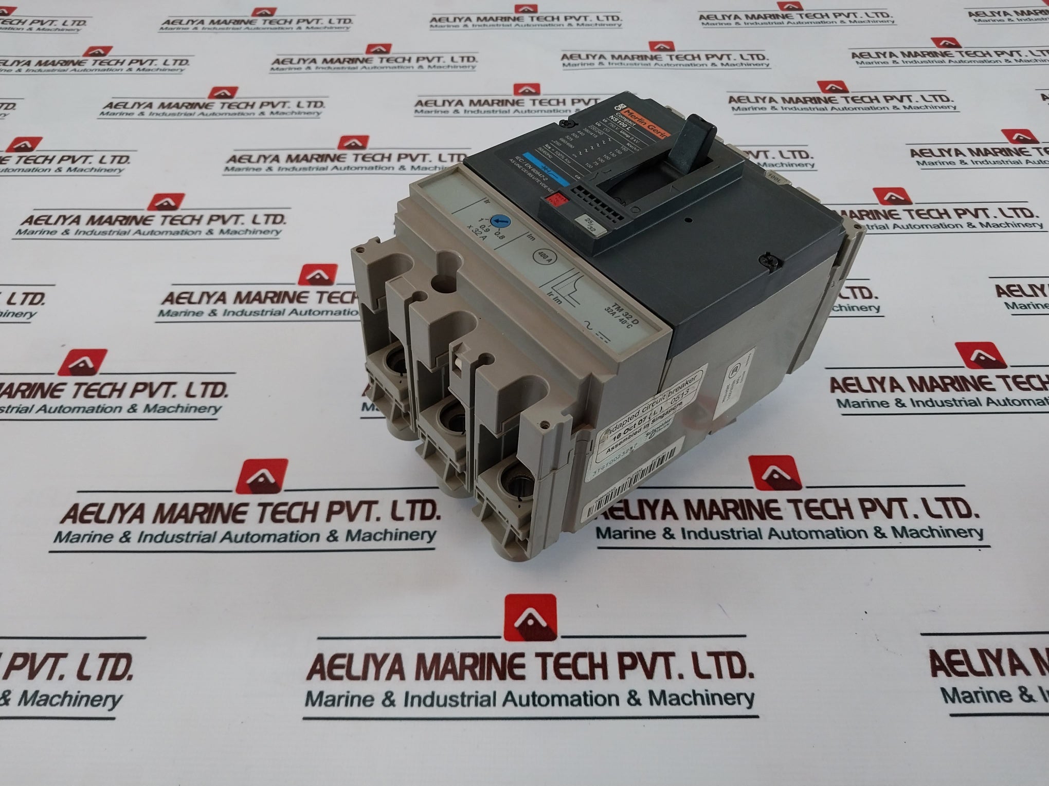 Merlin Gerin Ns100-250L Adapted Circuit Breaker 50/60Hz