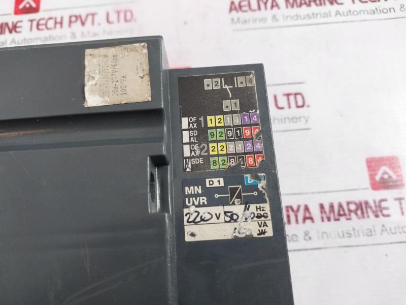 Merlin Gerin Ns250 N Compact Circuit Breaker 220-210V/50-60Hz 500Va