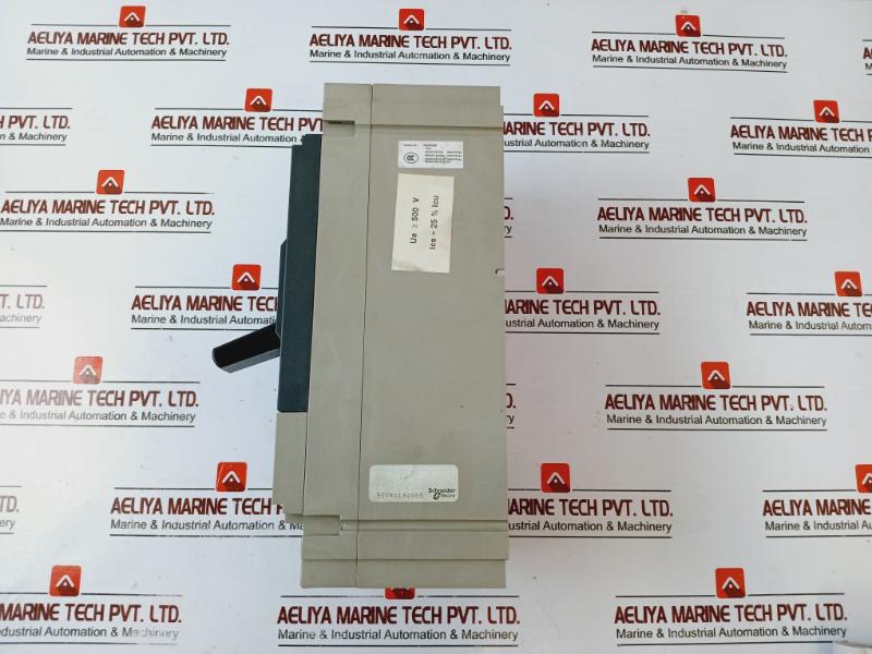 Merlin Gerin Ns630 H Circuit Breaker 50/60Hz Iec/En 60947-2 3000-6500A A004006