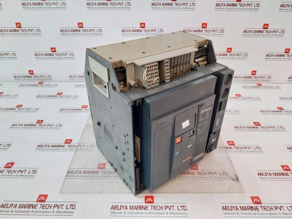Merlin Gerin Nt12 Ha Switch-disconnector 690V 12Kv 1000V 50/60 Hz N0915/2