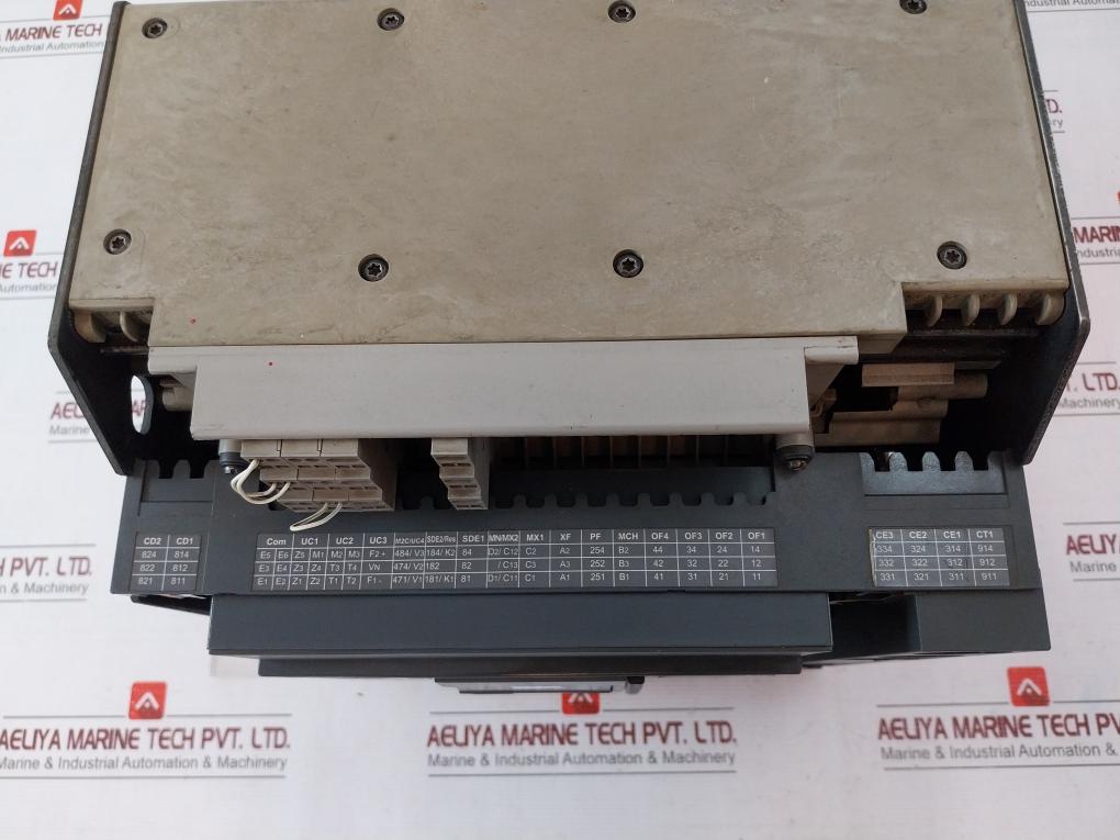 Merlin Gerin Nt12 Ha Switch-disconnector 690V 12Kv 1000V 50/60 Hz N0915/2