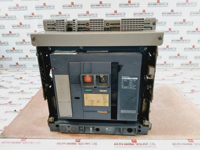 Merlin Gerin Nw16 Hf Masterpact Circuit Breaker, 12Kv 1600A