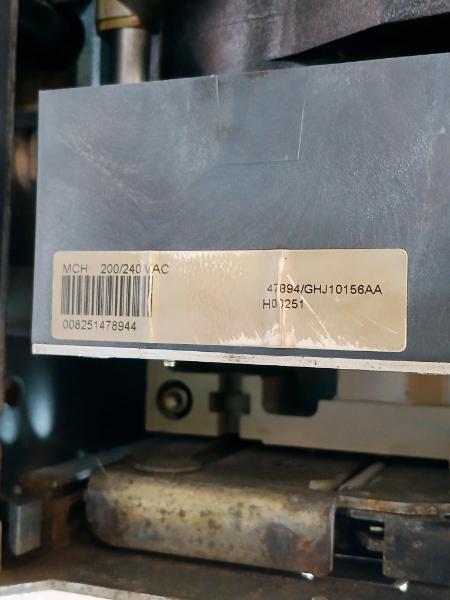 Merlin Gerin Nw16 Hf Masterpact Circuit Breaker, 12Kv 1600A