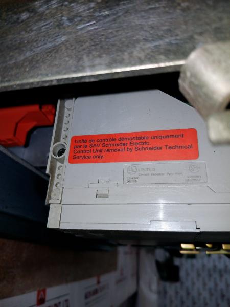 Merlin Gerin Nw16 Hf Masterpact Circuit Breaker, 12Kv 1600A