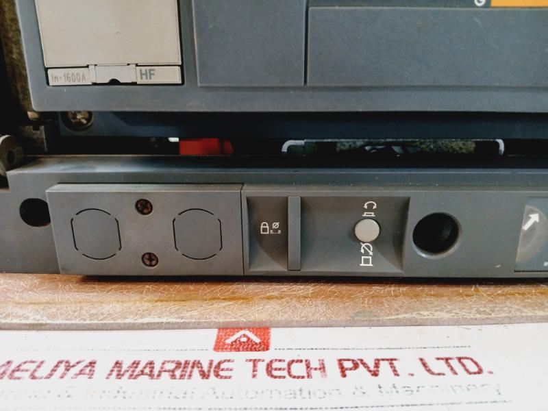 Merlin Gerin Nw16 Hf Masterpact Circuit Breaker, 12Kv 1600A