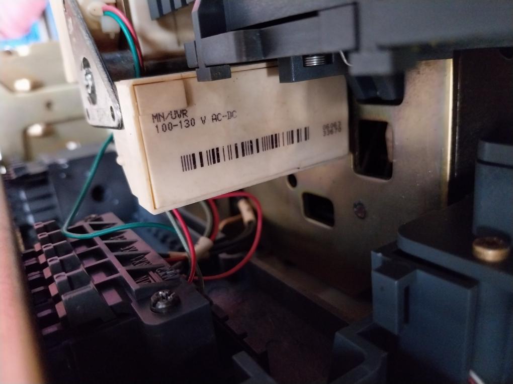 MERLIN GERIN NW25 H1 Masterpact Circuit Breaker 50/60Hz