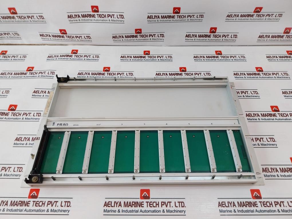 Merlin Gerin PB80 8 Slots Rack