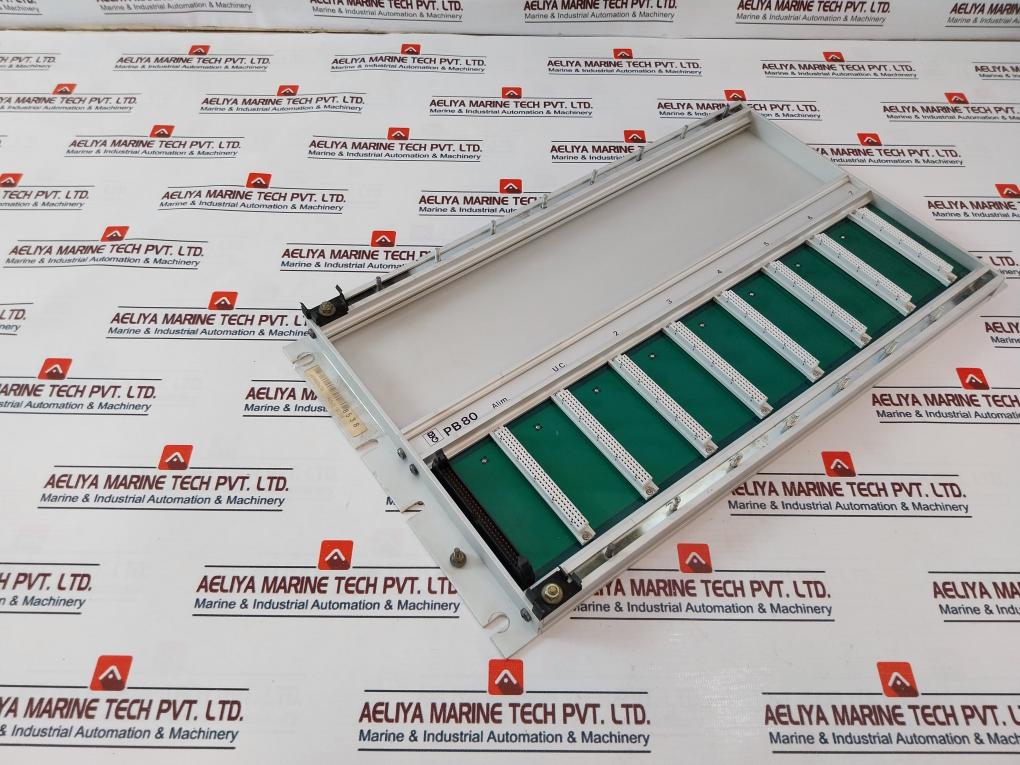 Merlin Gerin PB80 8 Slots Rack