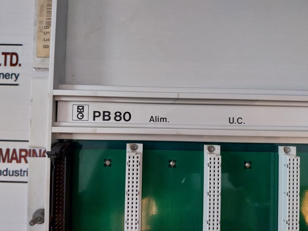 Merlin Gerin PB80 8 Slots Rack