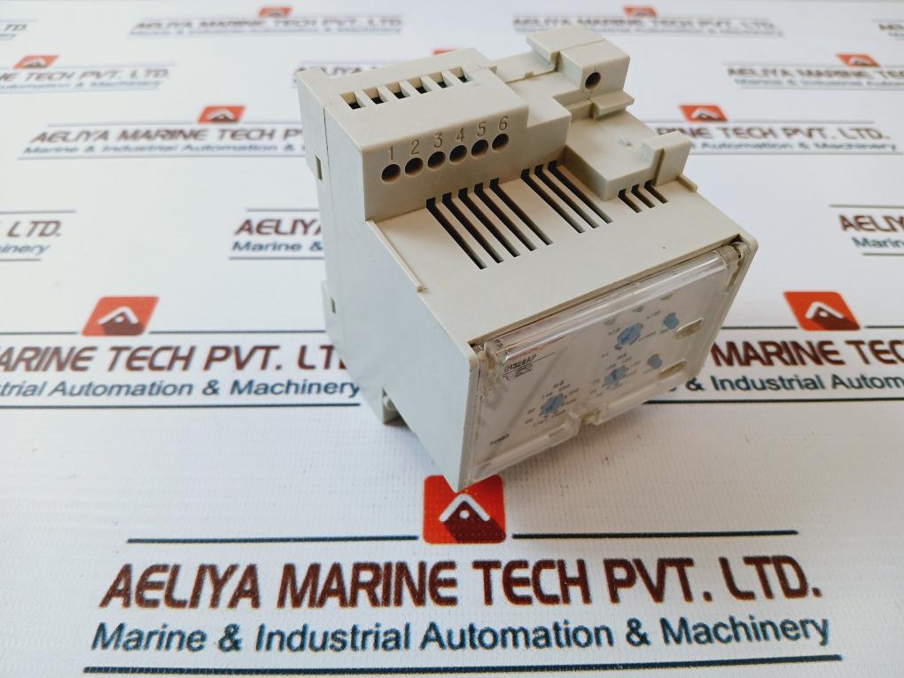 Merlin Gerin RH328AP Relay 220-240VAC