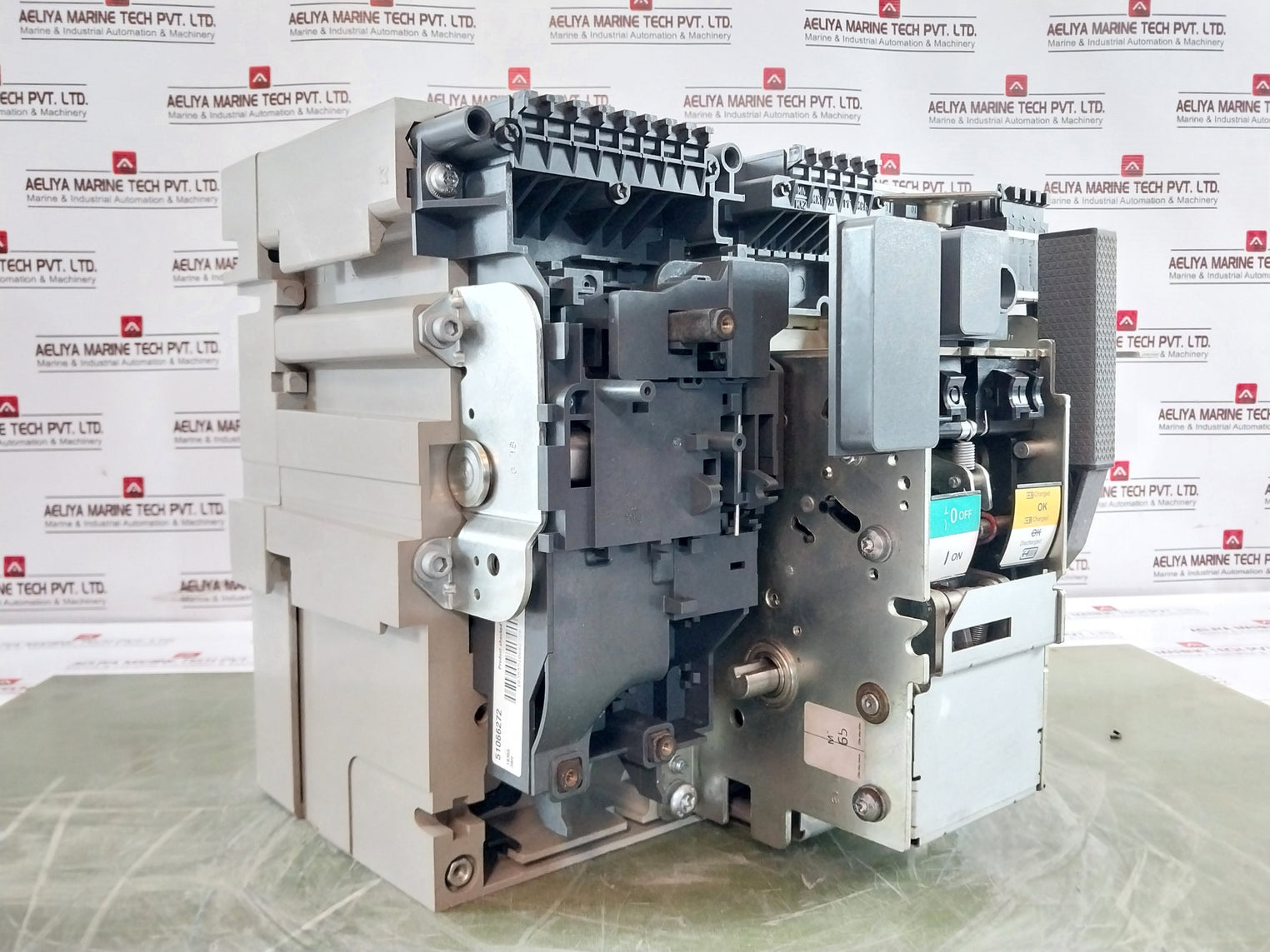 Merlin Gerin/ Schneider Electric Lv865232 Circuit Breaker Mtz2 08/40 Ha10 3 Pole