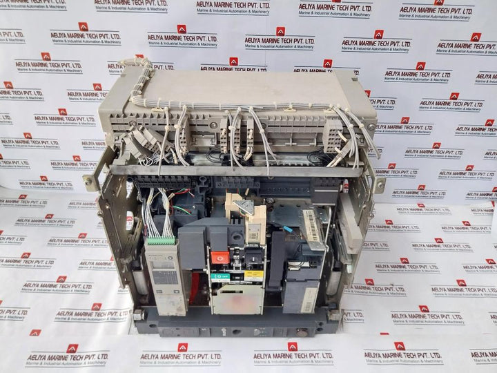 Merlin Gerin Masterpact Nw10 H1 Circuit Breaker 1000A Micrologic 5.0A 1000V