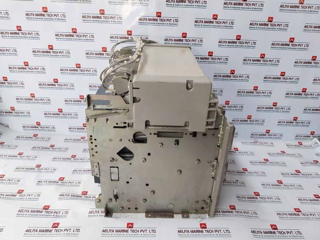 Merlin Gerin Masterpact Nw10 H1 Circuit Breaker 1000A 1000V 50/60Hz