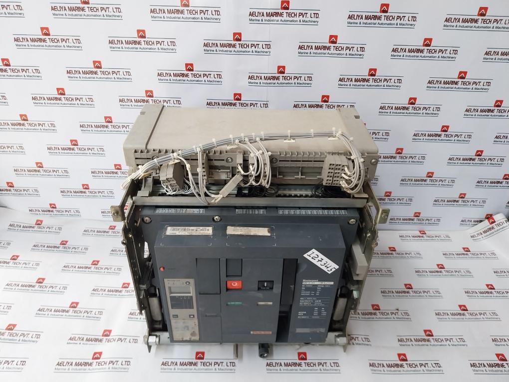 Merlin Gerin Masterpact Nw10 H1 Circuit Breaker 1000A 1000V 50/60Hz