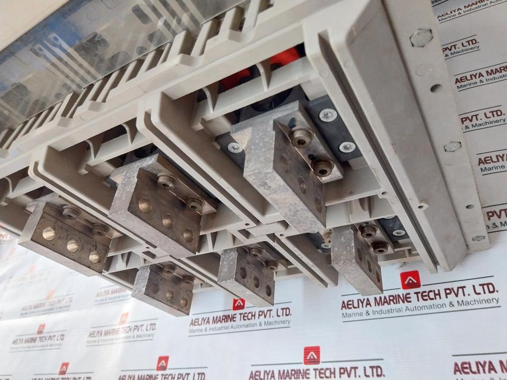 Merlin Gerin Masterpact Nw10 H1 Circuit Breaker 1000A 1000V 50/60Hz