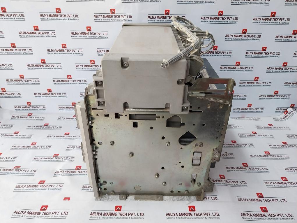 Merlin Gerin Masterpact Nw10 H1 Circuit Breaker 1000A 1000V 50/60Hz