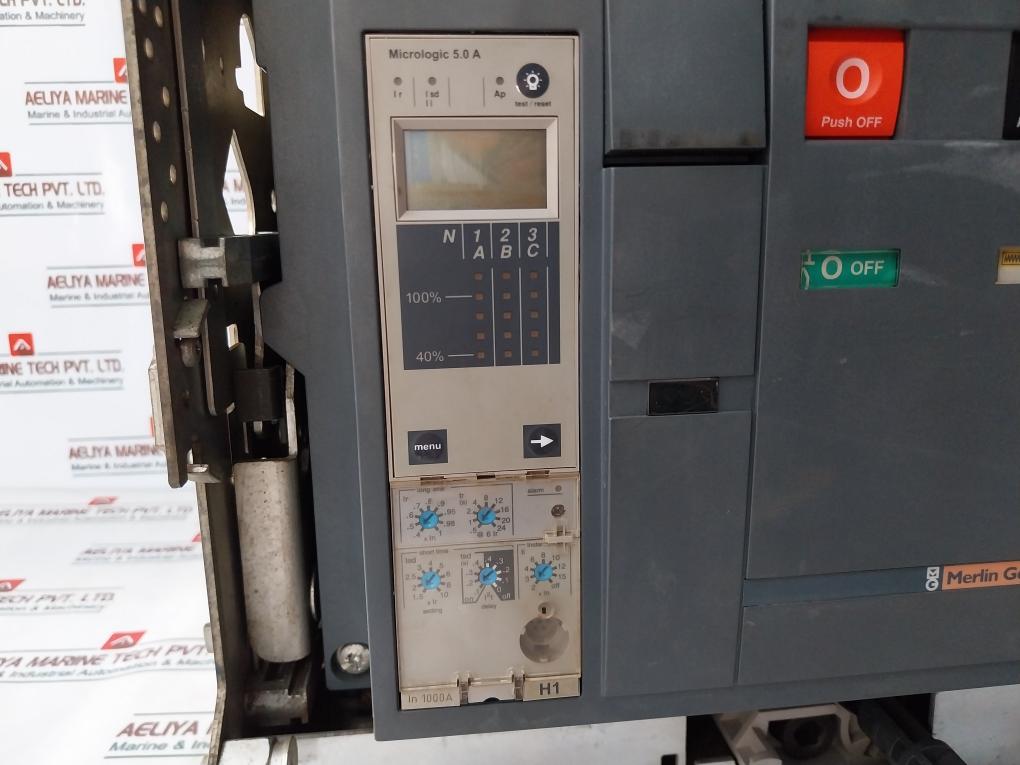 Merlin Gerin Masterpact Nw10 H1 Circuit Breaker 1000A 1000V 50/60Hz