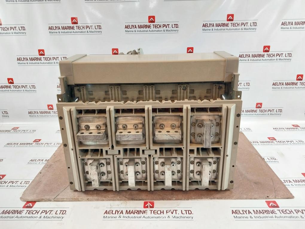 Merlin Gerin Nw32 Ha Masterpact Air Circuit Breaker 3200A 55°C Gh800017Aa