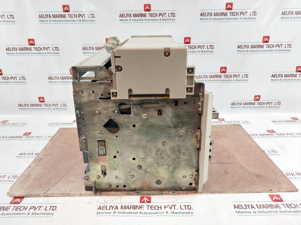 Merlin Gerin Nw32 Ha Masterpact Air Circuit Breaker 3200A 55°C Gh800017Aa