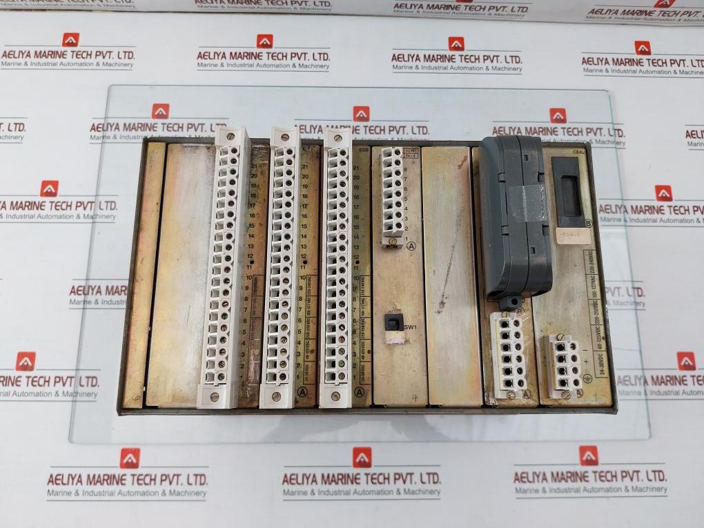 Digital Protection Relay 48–125 Vdc Merlin Gerin Sepam 2035