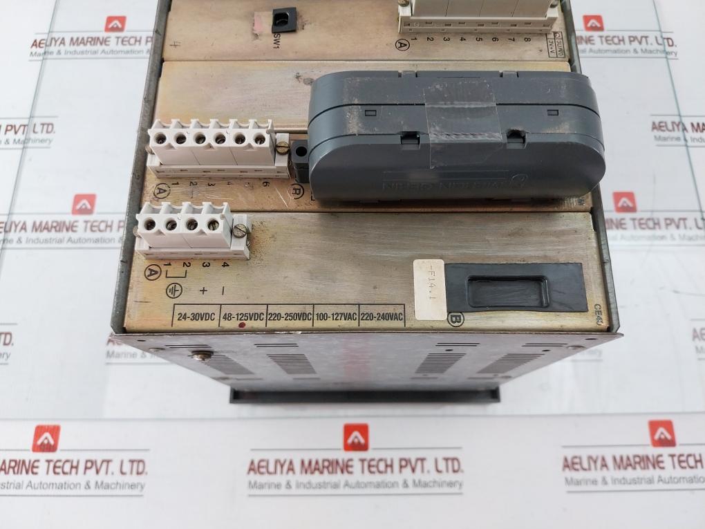 Digital Protection Relay 48–125 Vdc Merlin Gerin Sepam 2035