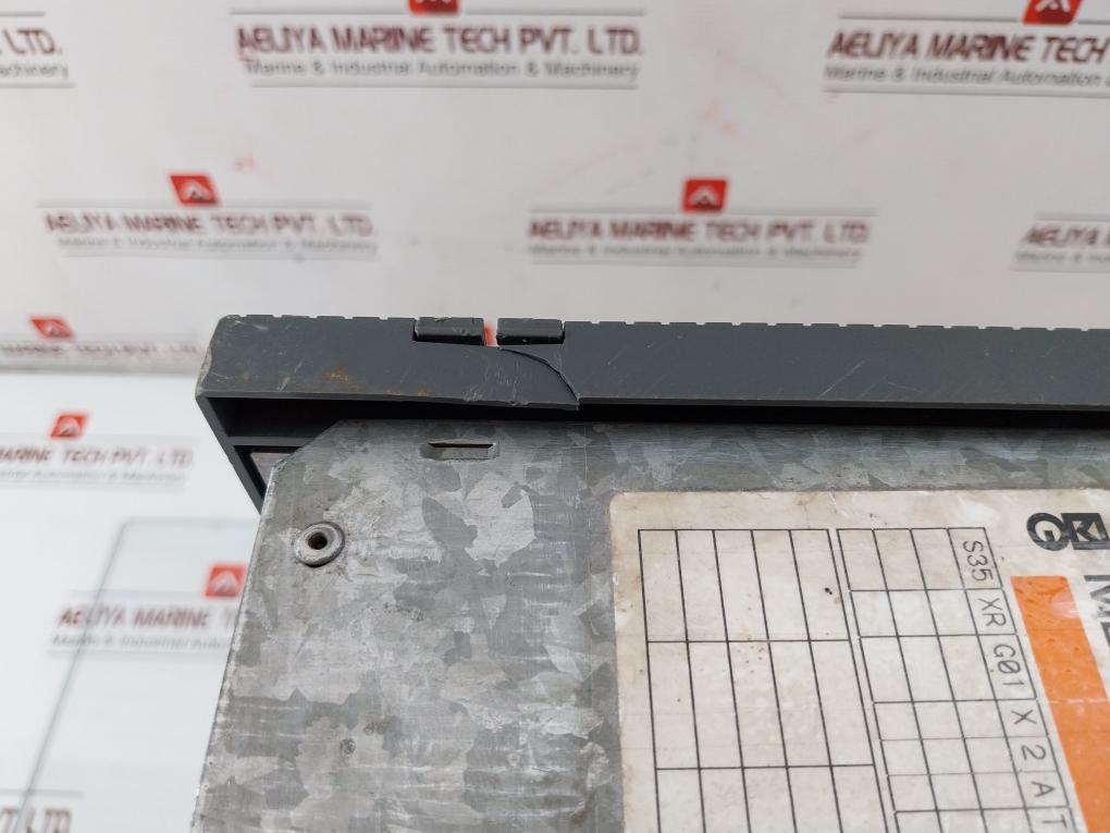 Digital Protection Relay 48–125 Vdc Merlin Gerin Sepam 2035