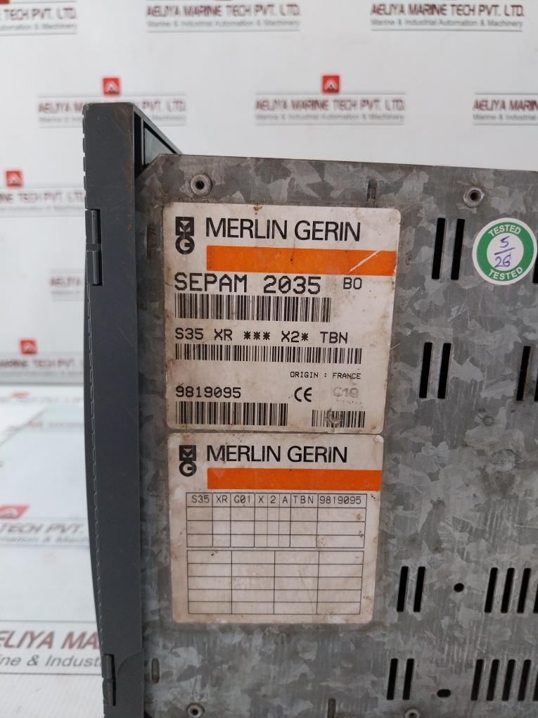 Digital Protection Relay 48–125 Vdc Merlin Gerin Sepam 2035