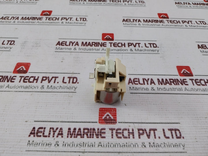 Merlin Gerin Str22Se Circuit Breaker Trip Unit With 994352A Coil