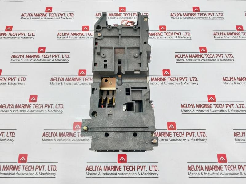 Merlin Gerin Str 38 S Master Pact Trip Control Circuit Breaker 5000A Tn1224 148
