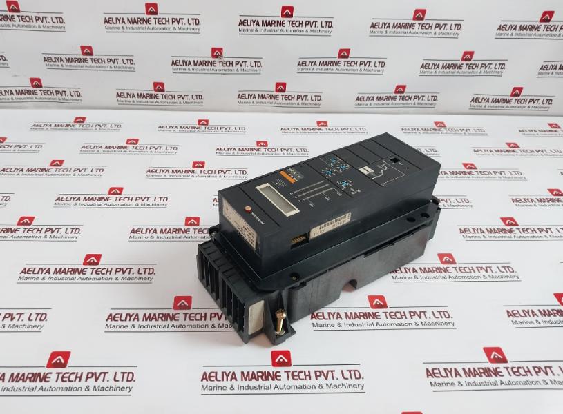 Merlin Gerin Str 38 S Trip Control Circuit Breaker 24Vdc 1073021A