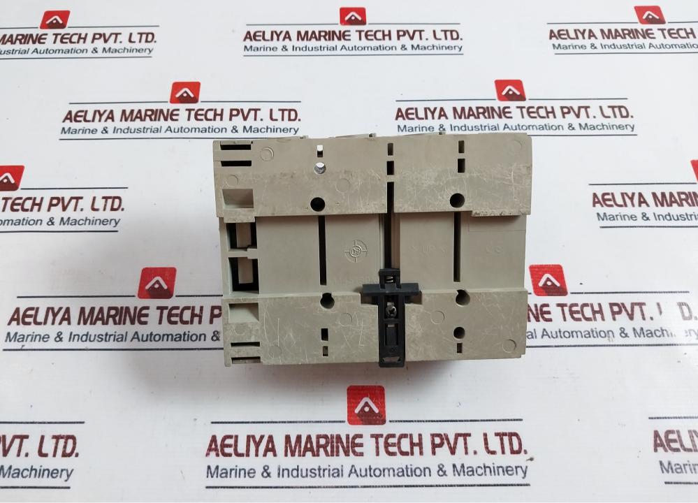 Merlin Gerin/Schneider Electric INS 100 Switch Disconnector 50/60Hz