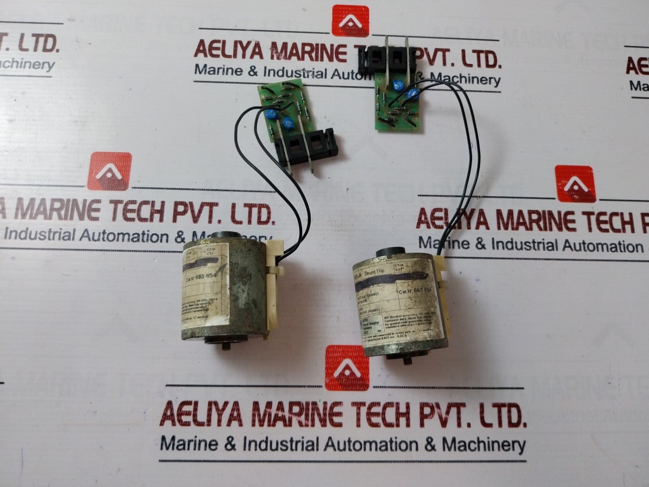 Merlin Gerin 685 654 Closing Release Circuit Breaker 110 27V Ac (50/60Hz)