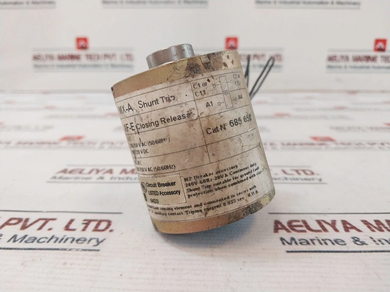 Merlin Gerin 685 658 Mx-a Shunt Trip Unit Xf-e Closing Release Circuit Breaker