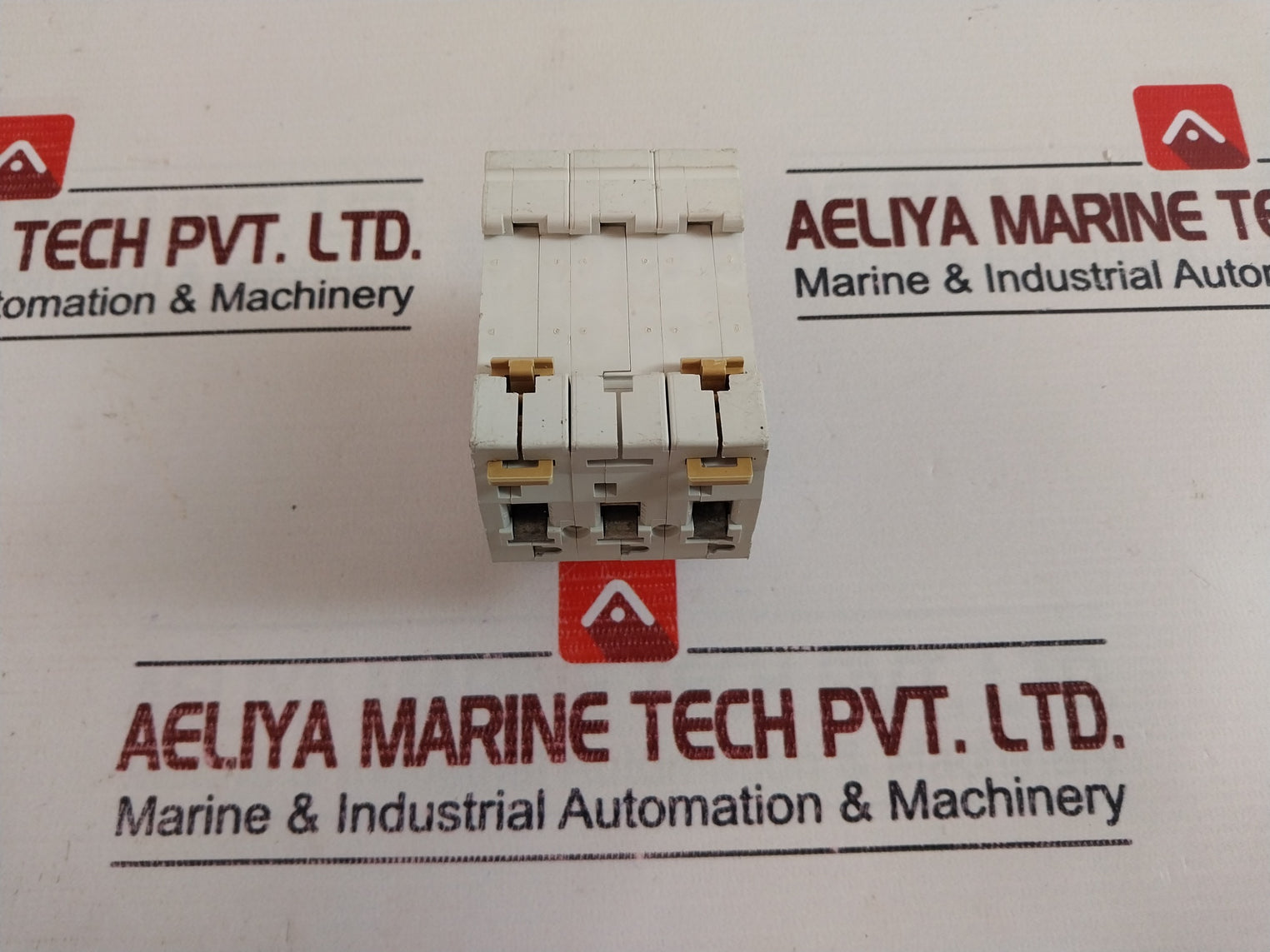 Merlin Gerin C32H Circuit Breaker 32A Type U40°C