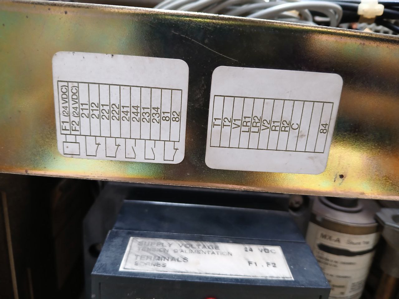 Merlin Gerin Masterpact M16 H1 Air Circuit Breaker 1000V 50/60Hz Iec947-2