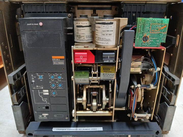 Merlin Gerin Masterpact M16 H1 Air Circuit Breaker 1000V 50/60Hz Iec947-2