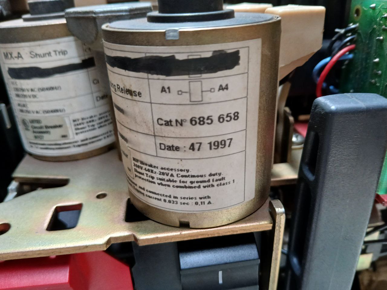 Merlin Gerin Masterpact M16 H1 Air Circuit Breaker 1000V 50/60Hz Iec947-2