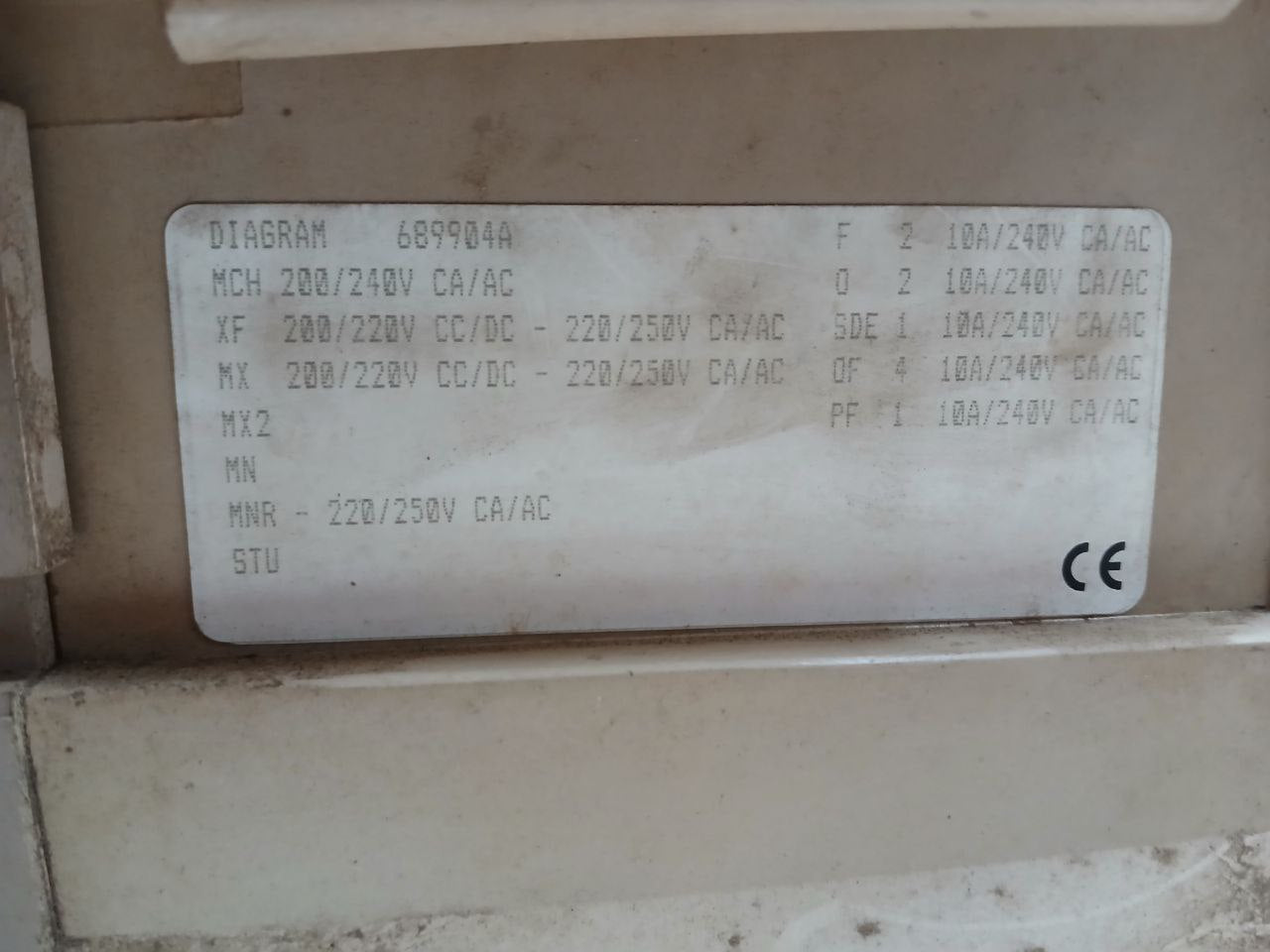 Merlin Gerin Masterpact M16 H1 Air Circuit Breaker 1000V 50/60Hz Iec947-2