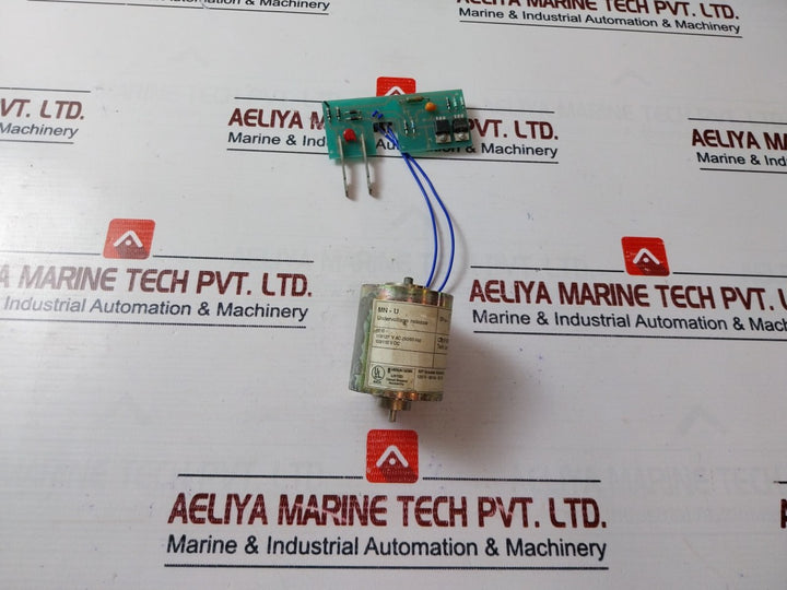 Merlin Gerin Mn-u 685679 Under Voltage Release 110/127 V Ac (50/60Hz)