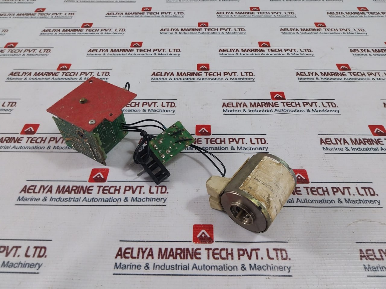 Merlin Gerin Schneider Electric Mnr-uv Time Delayed Undervoltage Release 220/250