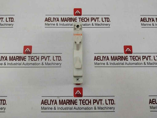 Mersen Us15M1Hel Photovoltaic Fuse Holder 1500Volts Dc 32Amps 1/4
