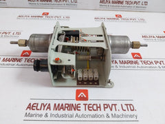 Dwd665.01 Oil Pressure Switch Mertik 2 A 250 V Ip 40