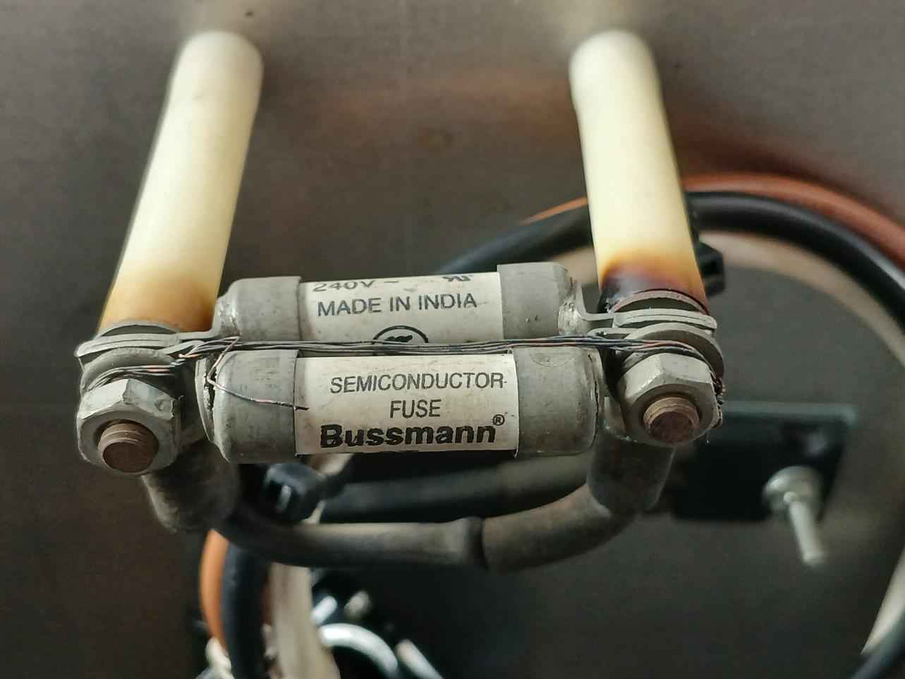 Metron Eledyne Dvac/10a Battery Charger Module E344347