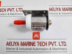 Metz New Condition Marine Antenna With Bracket Manta 6