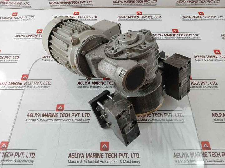 Mez 7Aa71M04K Geared Motor 50Hz 0.25 Kw Ip55 1350/Min