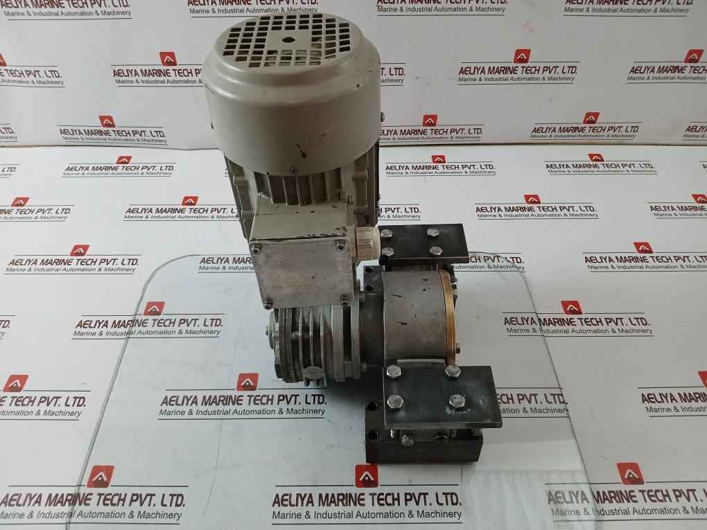 Mez 7Aa71M04K Geared Motor 50Hz 0.25 Kw Ip55 1350/Min