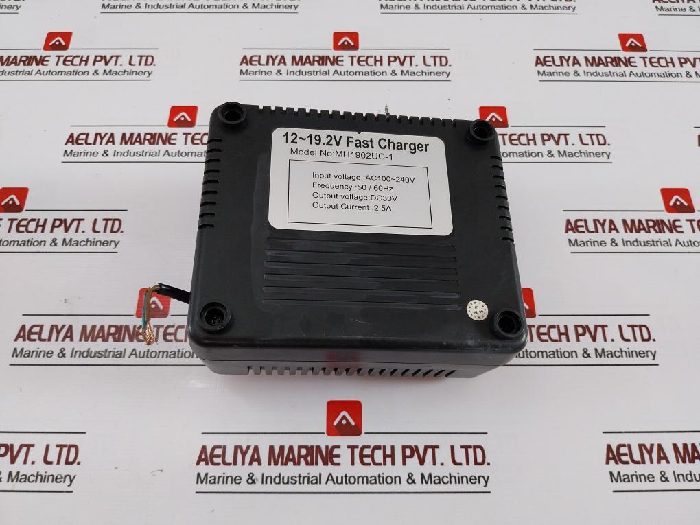 MH1902UC-1 Universal Fast Charger 12~19.2V DC AC100~240V 50/60Hz