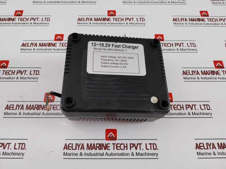 MH1902UC-1 Universal Fast Charger 12~19.2V DC AC100~240V 50/60Hz
