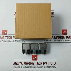 Micro 2F5101 Push-button Switch