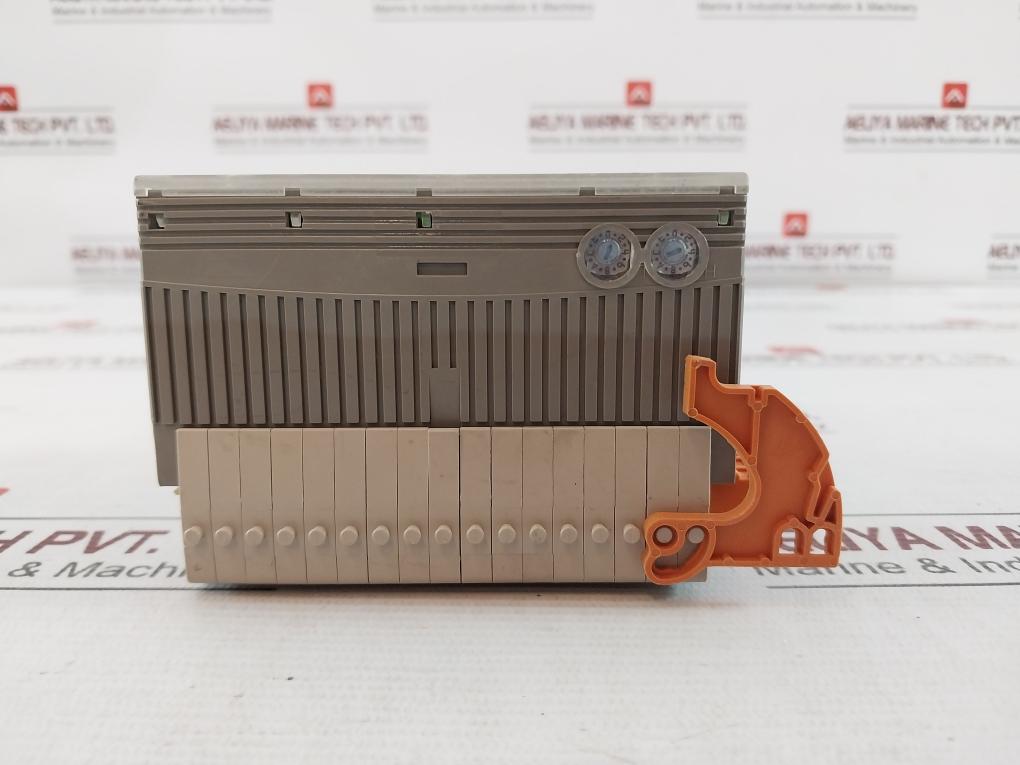 Micro Innovation Can-32Di/P2X16 32 Winbloc Digital Input Module Ver 9 8551224052